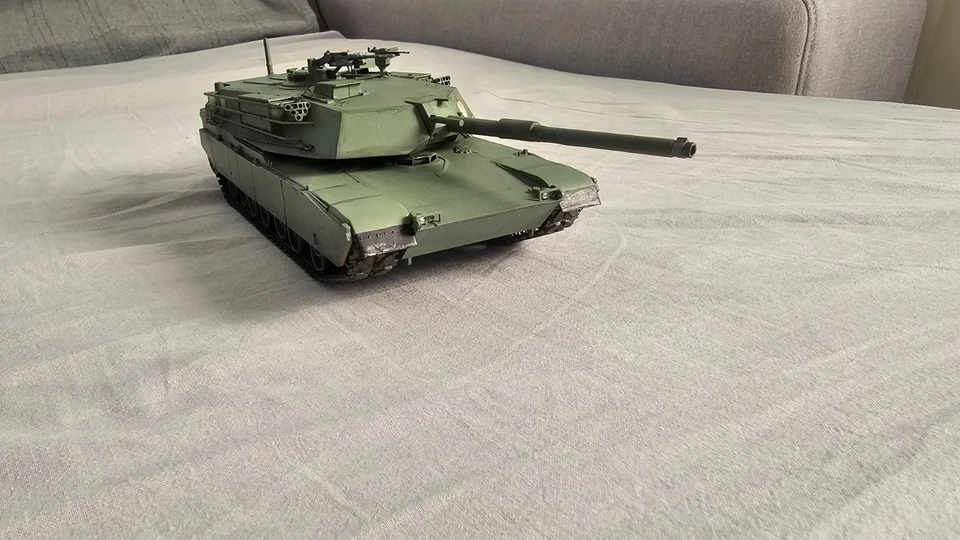 Carro Armato Tank M1 Abrams scala 1/35 gia montato - Immagine 3 di 4