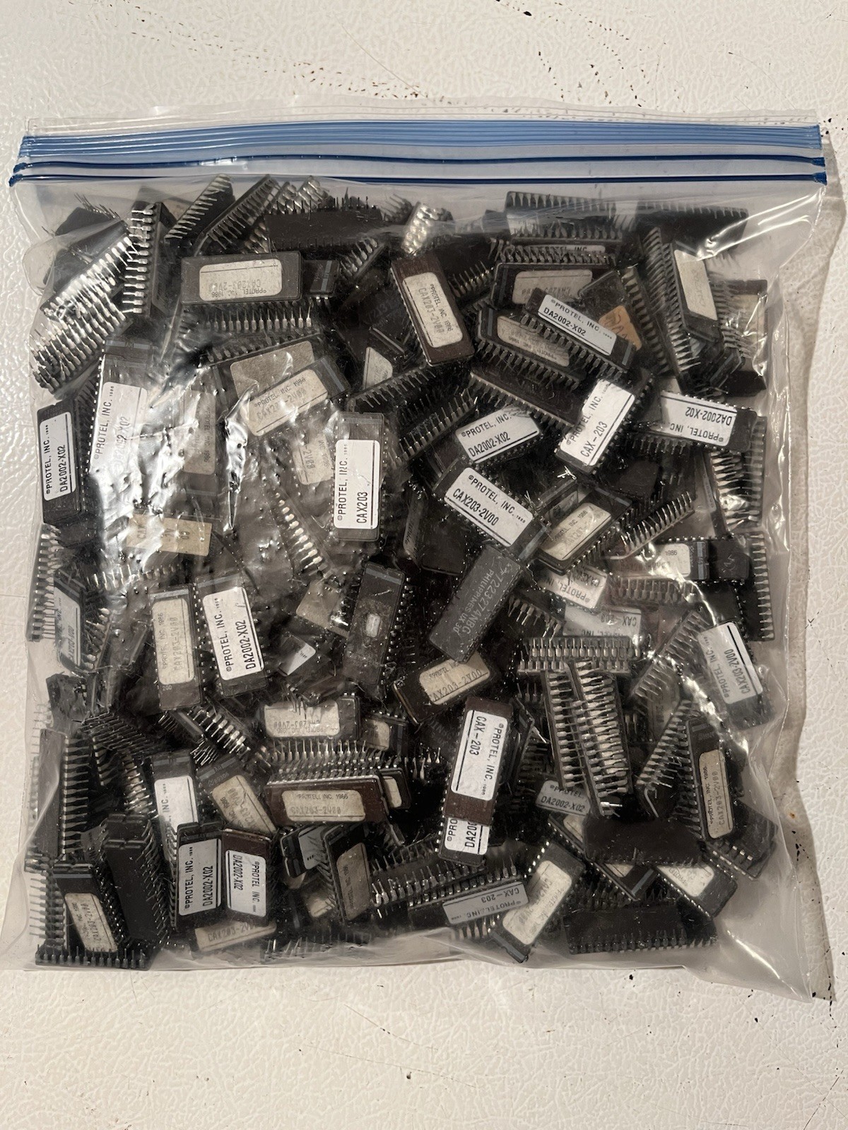 SCRAP CERAMIC IC CHIPS EPROMS FOR PRECIOUS METALS RECOVERY 5 POUND LOTS