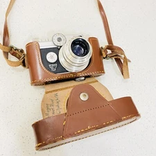 VTG Argus C-Four 35mm Camera w/ Cintar 50mm f/2.8 Lens w/ Leather Case