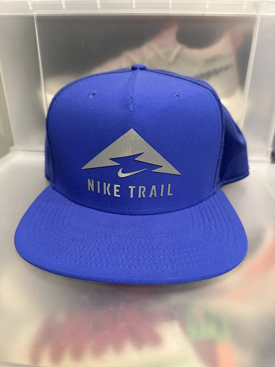 Nike trail sales trucker hat