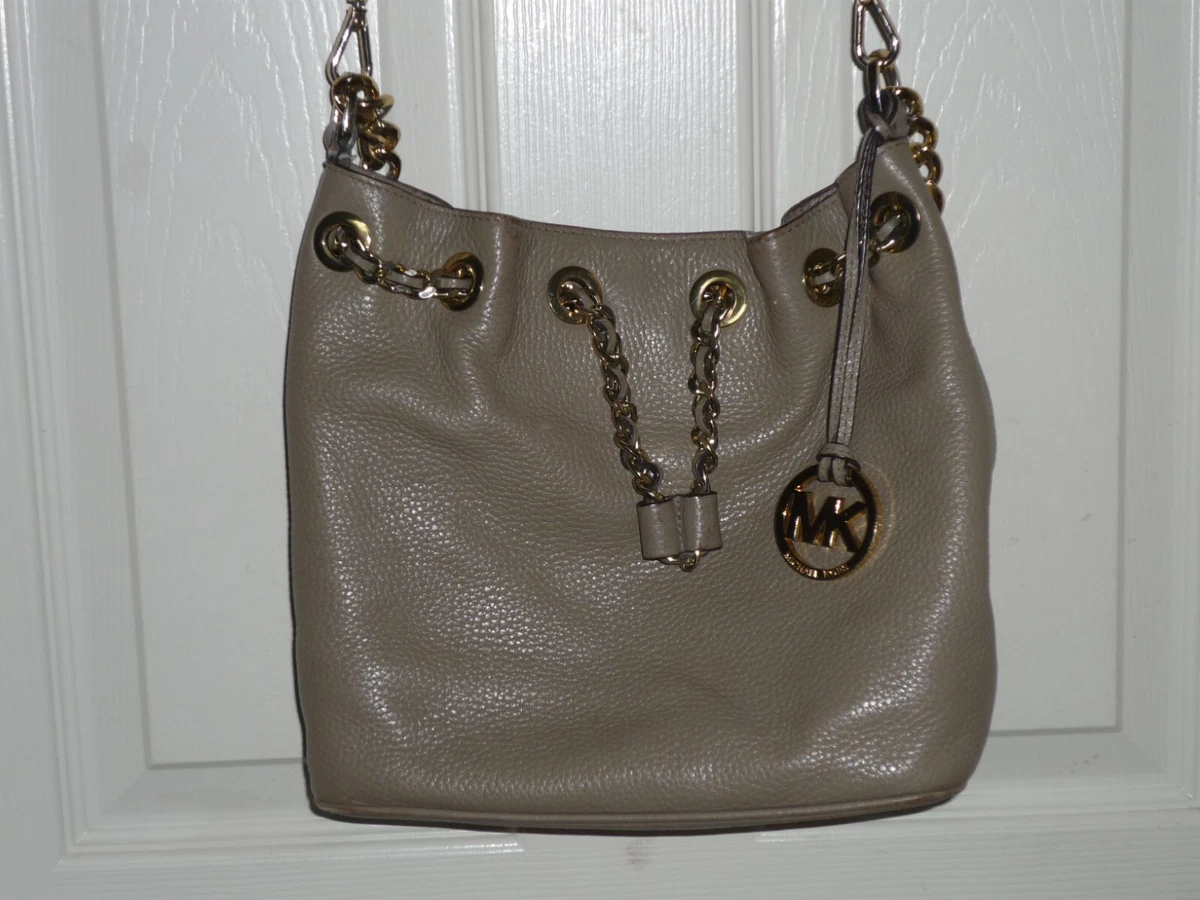Michael kors frankie best sale drawstring bag
