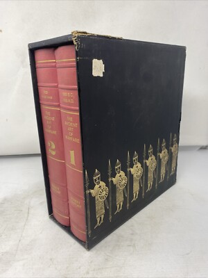 The Ancient Art of Warfare, Robert Laffont, 2 Volumes, 1966, HC