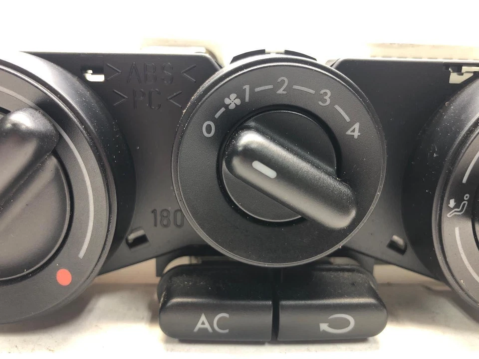 1998 - 2010 Volkswagen Beetle Manual A/C Heater Climate Control Match 1C0820045D - Image 3 of 4