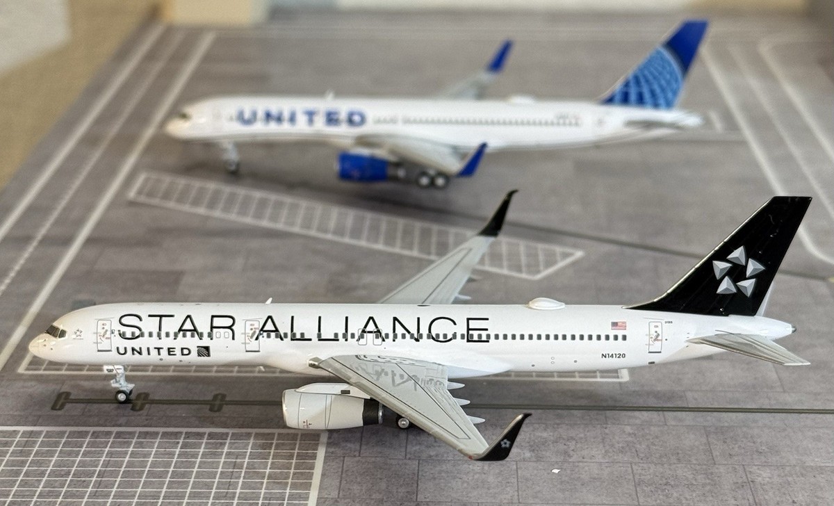 United Airlines 757-200 N14120 Star Alliance Boeing B757-200ER NG