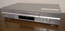 Sony VCR SLV-N750 Video Cassette Recorder Player Hi-Fi No Remote - For Parts 