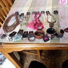 Paparazzi Lot Of 16 - 8 Necklace Earring Sets 8 Bracelets Listing 1
