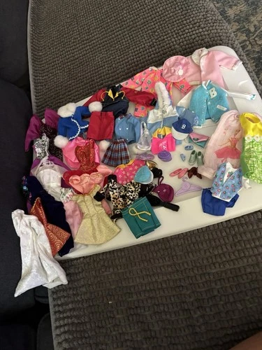 ! HUGE LOT OF VINTAGE BARBIES AND SIMILAR TYPE DOLL CLOTHING AND ACCESORIES !