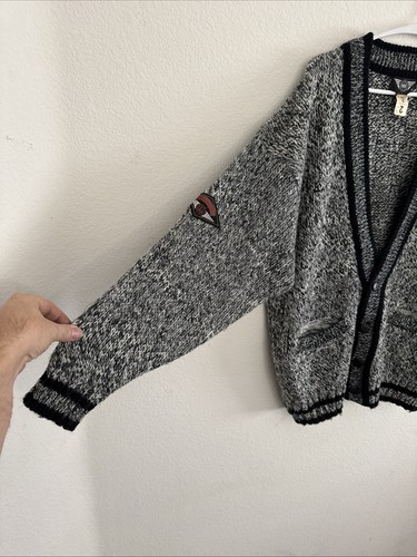 IOU bereits eine Legend Varsity Strickjacke in schwarz weiß Vintage 80’s Herren - Bild 5 von 11
