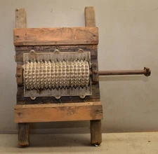 Vintage Grape apple fruit crusher roller early primitive farm tool collectible 