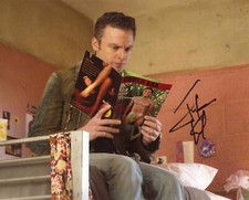 Justin Kirk "Weeds" AUTOGRAPH Signed 'Andy Botwin' 8x10 Photo B