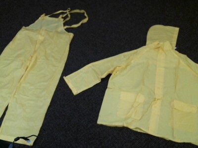 Rain Jacket In Pants At Oliver Howell-price Blog