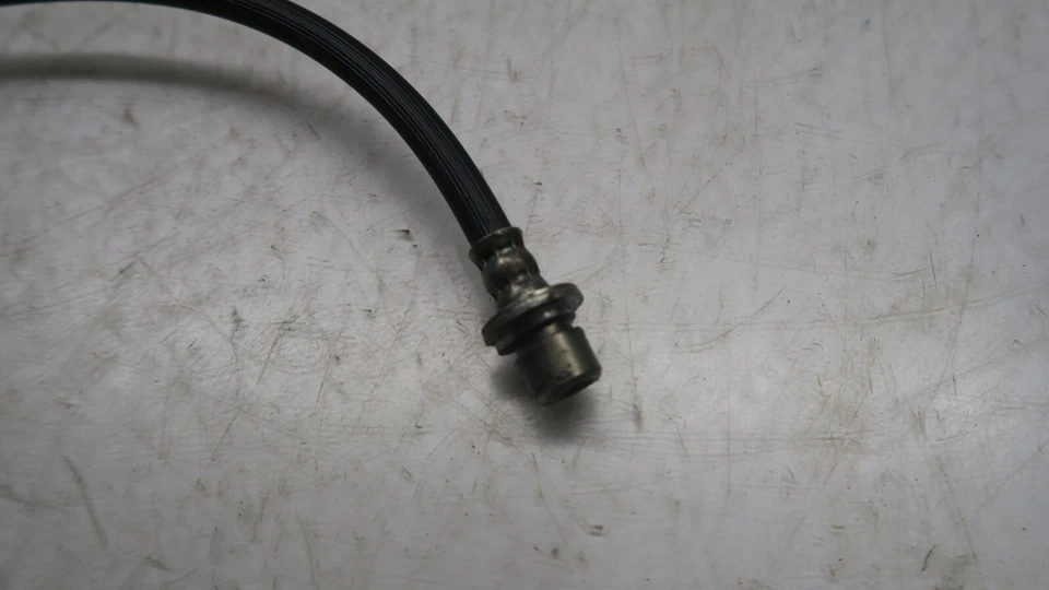 Manguera de línea de freno lateral del pasajero trasero derecho Honda Accord 2018-2021 OEM Foto 4 de 4