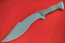 Busse Custom  HUCK  Fin .235" Taker Grey Blade CBTs, Mag Textured Black Canvas