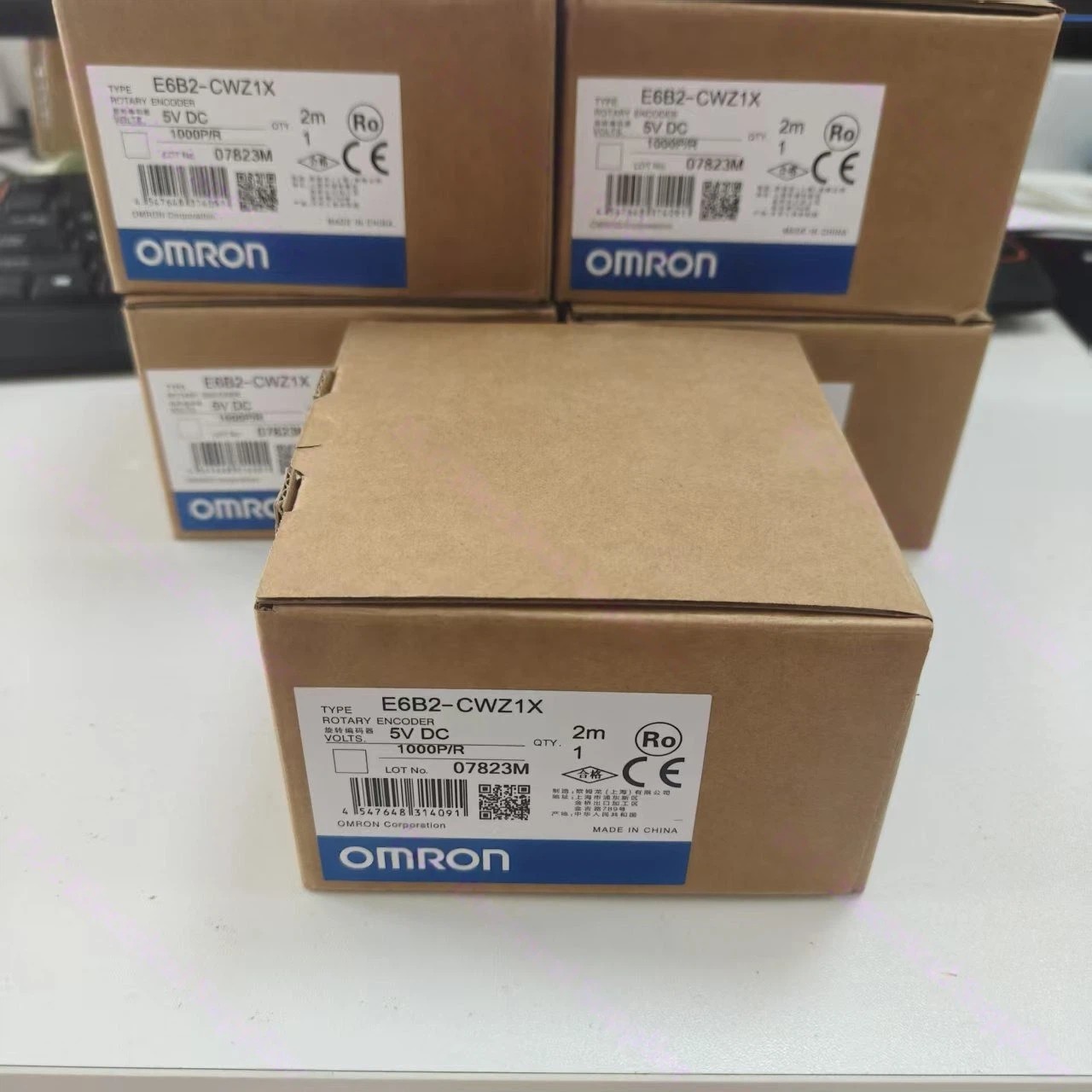 E6B2-CWZ1X OMRON 1000P Incremental Rotary Encoder 1000p/r Differential Signal