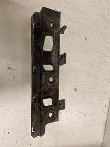 VW PASSAT B7 ALLTRACK 365 Stoßstangenhalter vorne links 3C0807183 2.00 33212291