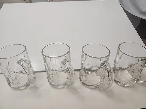 Set of 4 Vintage Thumbprint Dimple  Mugs. They Weigh 7 Oz Each 