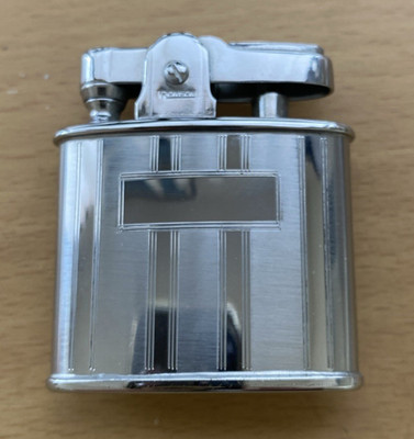 Vintage RONSON Standard Silver Tone Lighter w/original case NOT TESTED