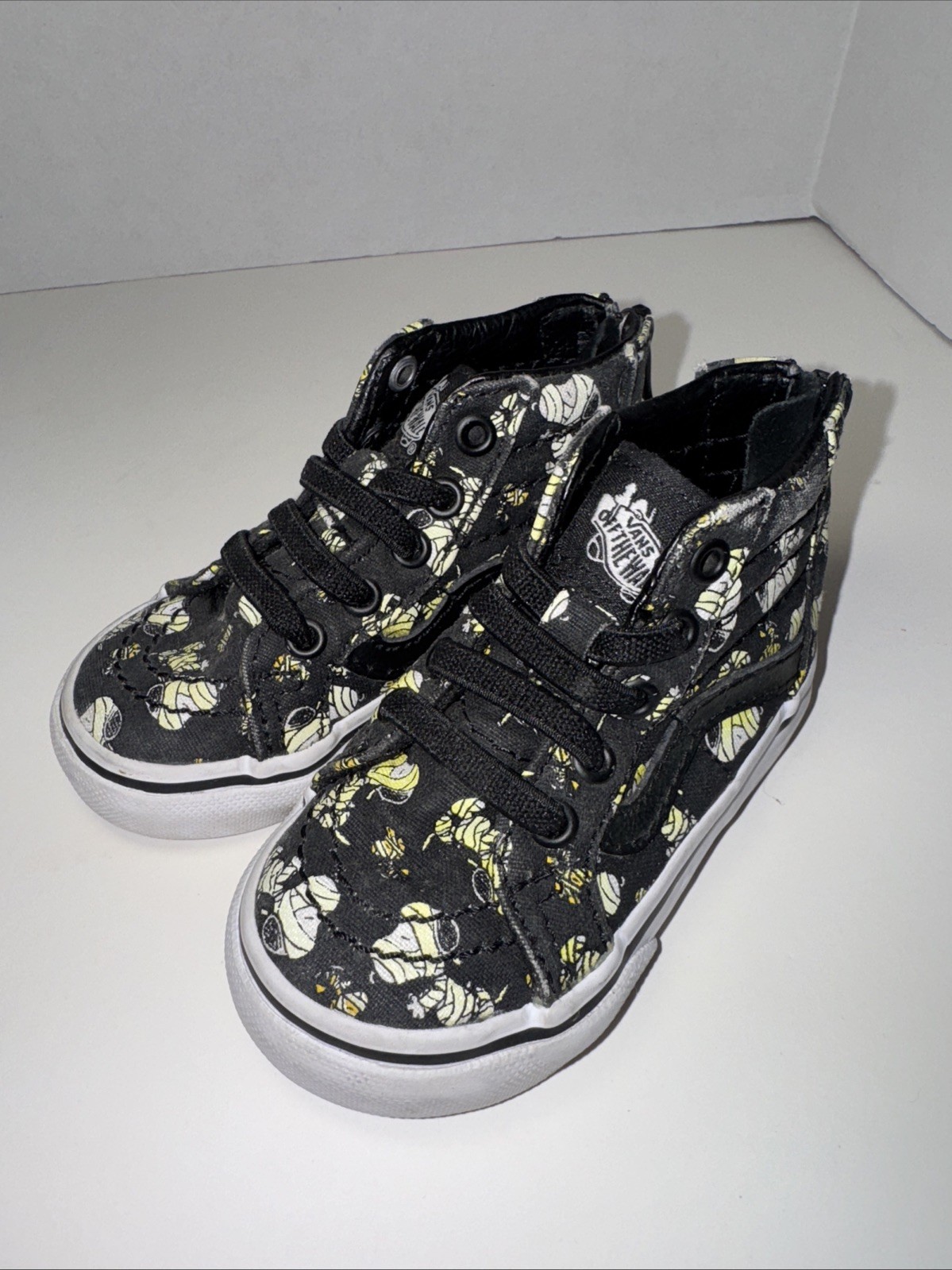 Vans Off The Wall Toddler 4T Peanuts Snoopy Glow-In-Dark Mummies SK8-Hi Zip Shoe