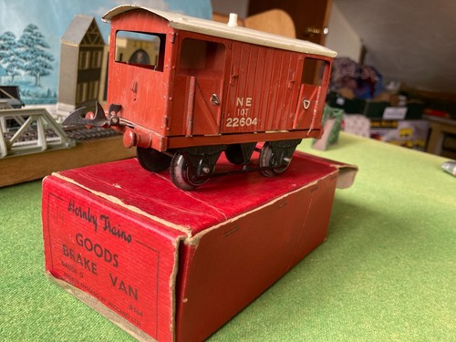 Hornby R164 Spur O Brake Van braun NE 22604 verpackt, 3 Schienen | Zustand: Used