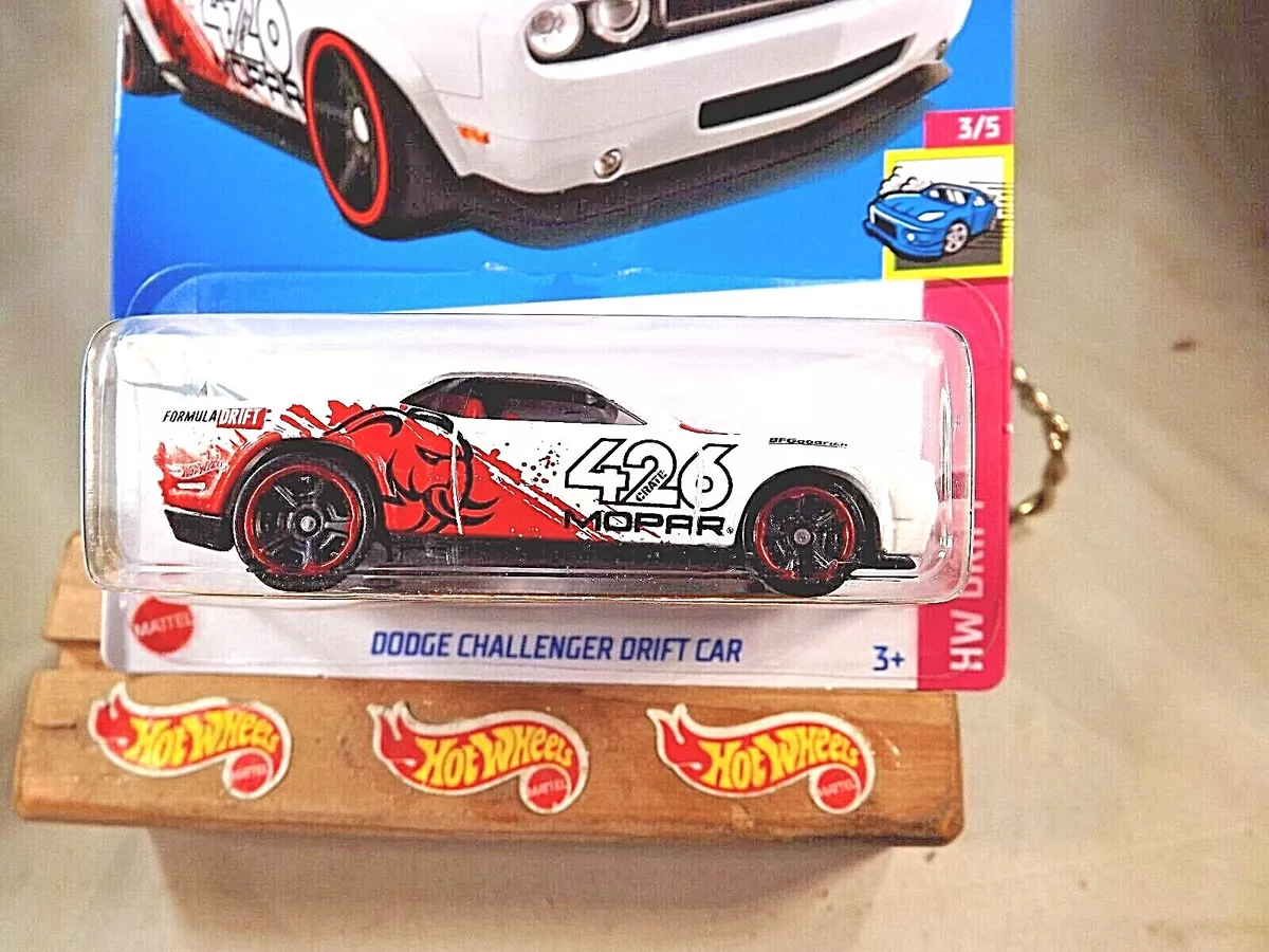 Hot Wheels - Dodge Challenger Drift CAR - ROJO - HW Drift 3/5 - 207/250 -  Se envía en una caja / envuelto en burbujas