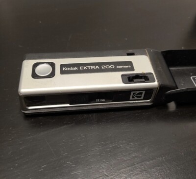Kodak ektra 200 camera