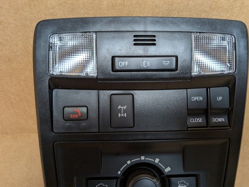 TOYOTA TACOMA OVERHEAD LIGHT ROOF CENTER CONSOLE W/SUNROOF CRAWL CONTROL 3 - Picture 4 of 10