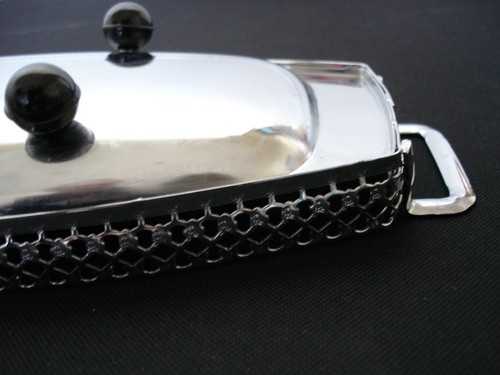 Vintage Chrome Sandwich / Cake Tray with Round Feet. (15 inches long) - Picture 12 of 17