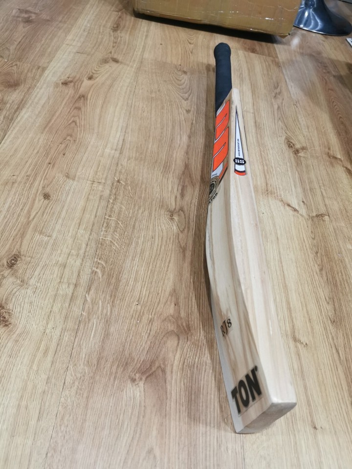 Unbranded English Willow Cricket Bat With SS Stickers eBay