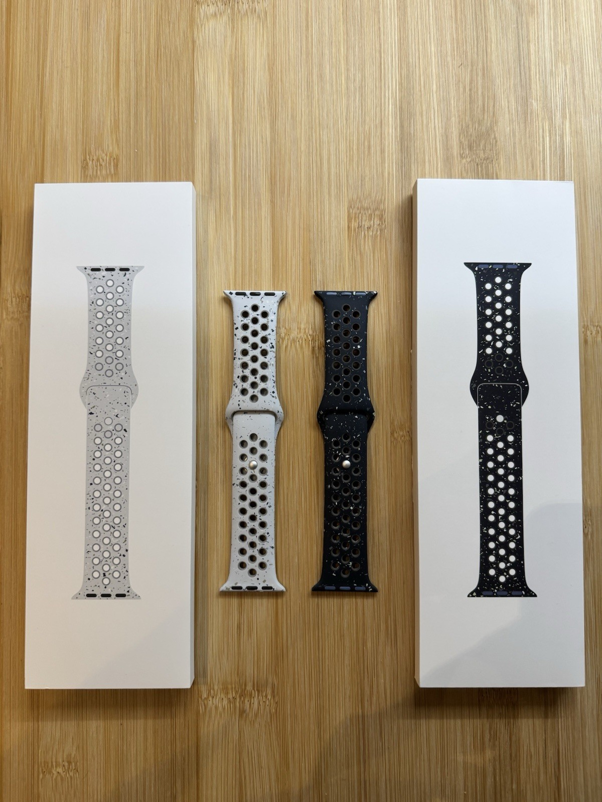 Bracelet Apple Watch Nike authentique en fluoroélastomère de 38mm à 42mm avec écrin