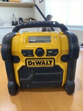 DeWALT DCR010 Heavy Duty Jobsite AM/FM Radio Corded Tested Working
