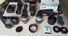  MINT Pentax Q7 Black 12.4 MP Digital Camera 01 02 06 Lens PLUS EXTRAS