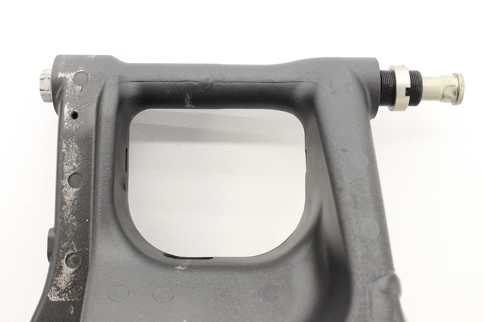 2024 KAWASAKI NINJA ZX6R ZX636 OEM REAR SWINGARM BACK SUSPENSION SWING ARM Foto 2 de 4