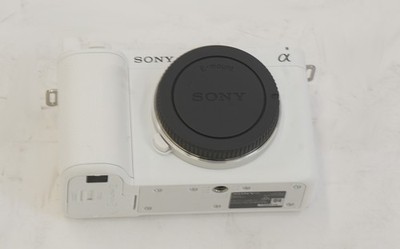 Sony Alpha ZV-E1  Full-frame Mirrorless Vlog Camera (ILCZV-E1/W)