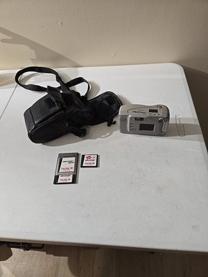 Hewlett Packard Photosmart C20 Barely Used. Plus Memory Cards. Us