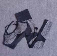 Womens 2 Piece Gym Set In Black Small