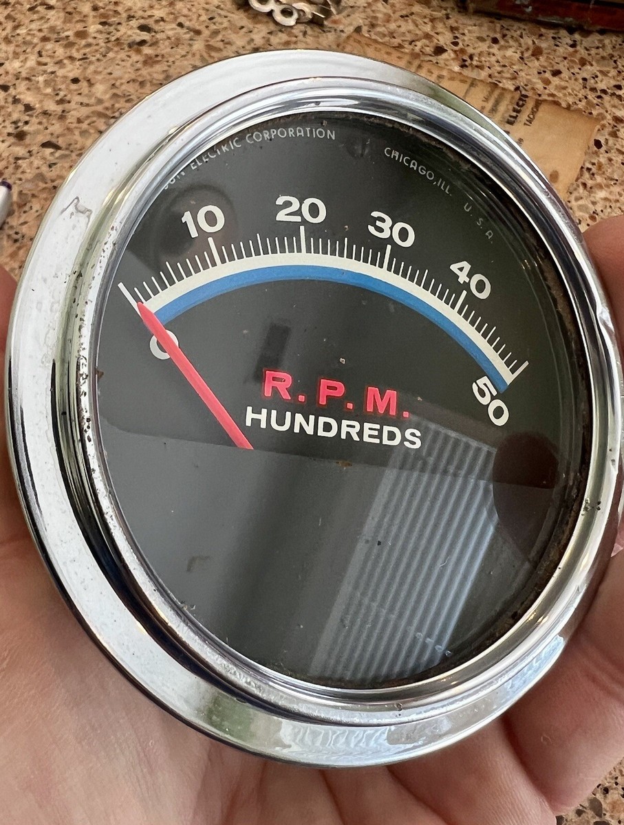 RARE NOS INTERNATIONAL HARVESTER 1970 1971 SUN TACHOMETER ST