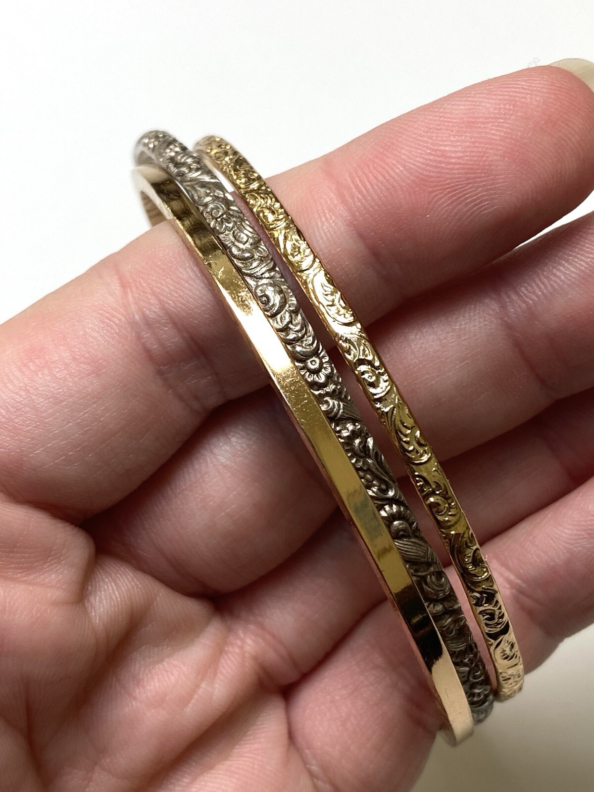 Set Of 3 Mixed Gold Silver Tone Stacking Bangle B… - image 4