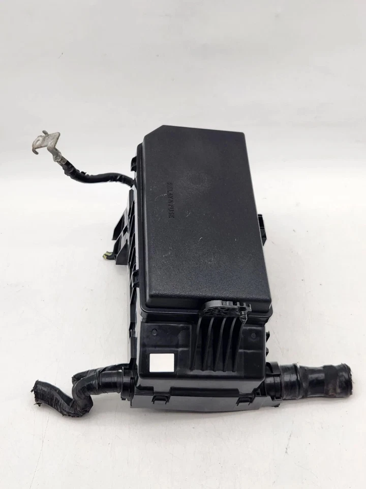 Caja de fusibles de motor Lexus GX460 2014-2016 FABRICANTE DE EQUIPOS ORIGINALES Foto 4 de 4