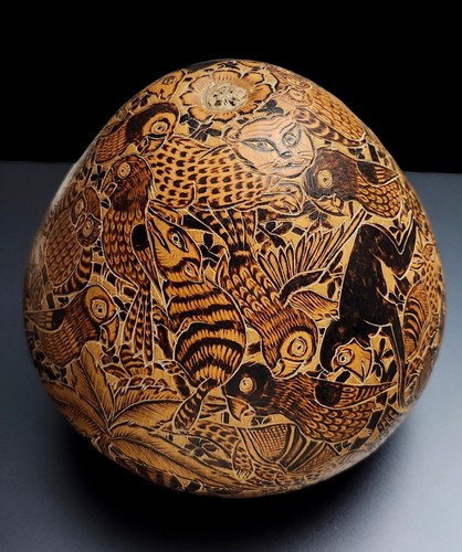 Vintage Peruvian Folk Art Hand Carved Gourd Mate Burilado Amazon Jungle Animals
