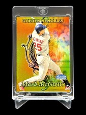1998 Fleer Tradition MARK MCGWIRE “GOLDEN MEMORIES” HOLO GOLD SP INSERT🔥RARE🔥