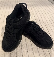 Bloch childrens Mesh Split Sole dance sneaker