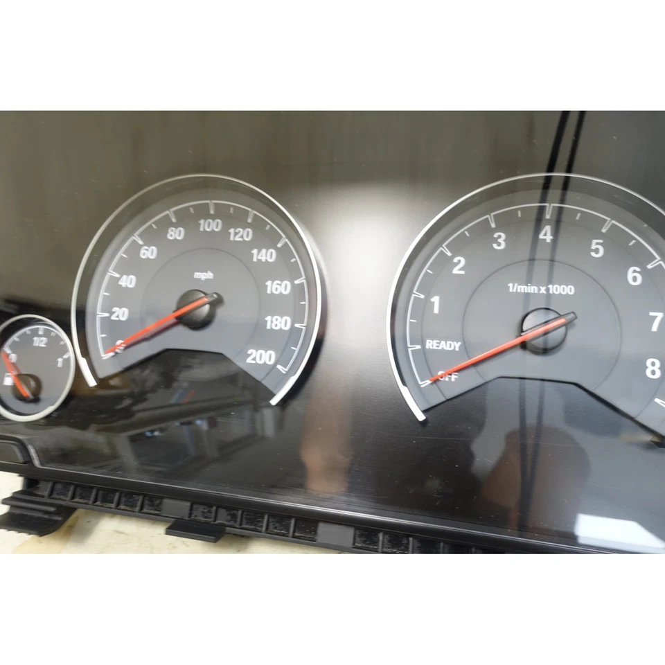 BMW F80 M3 F83 M4 2015-2016 cuadro de instrumentos de fábrica velocímetro MPH OEM Foto 4 de 4