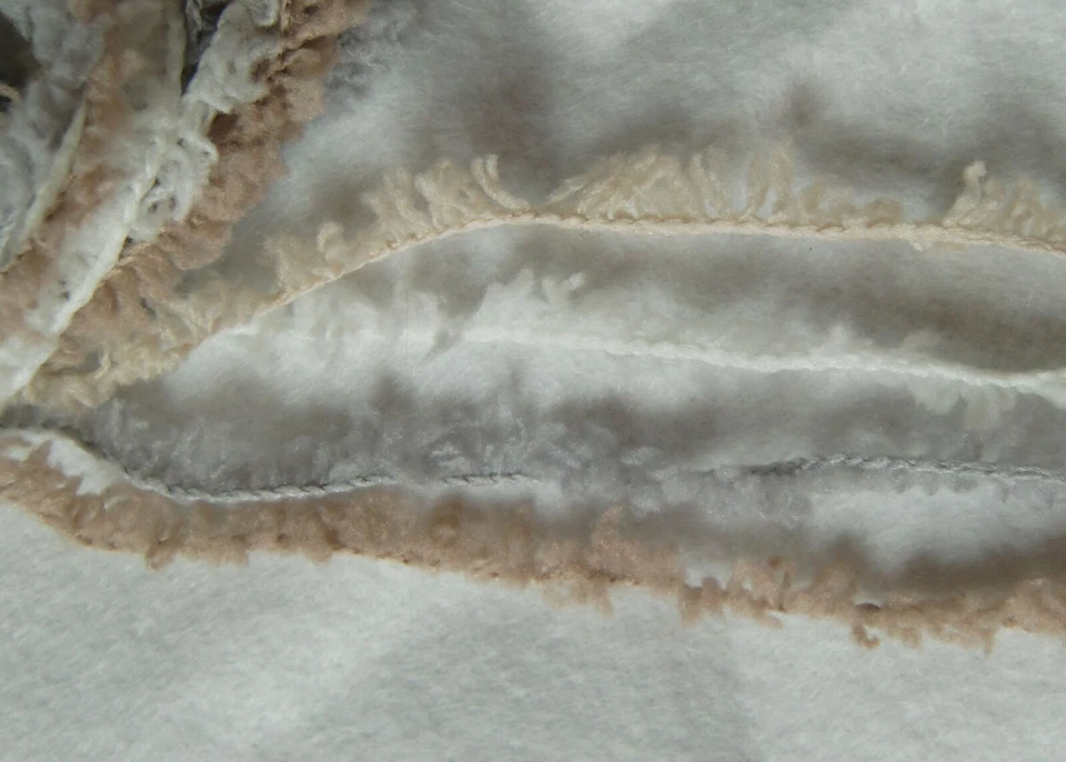 (0,45 €/ Meter): 4 m Plüschfransenband, Puppen(haus)-Schneiderei, Farbwahl - Bild 3 von 4