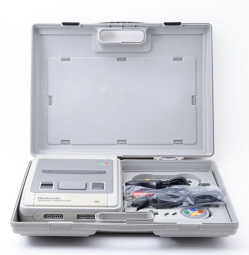 Nintendo Super Famicom SFC Console w/Super Mario World Case Set