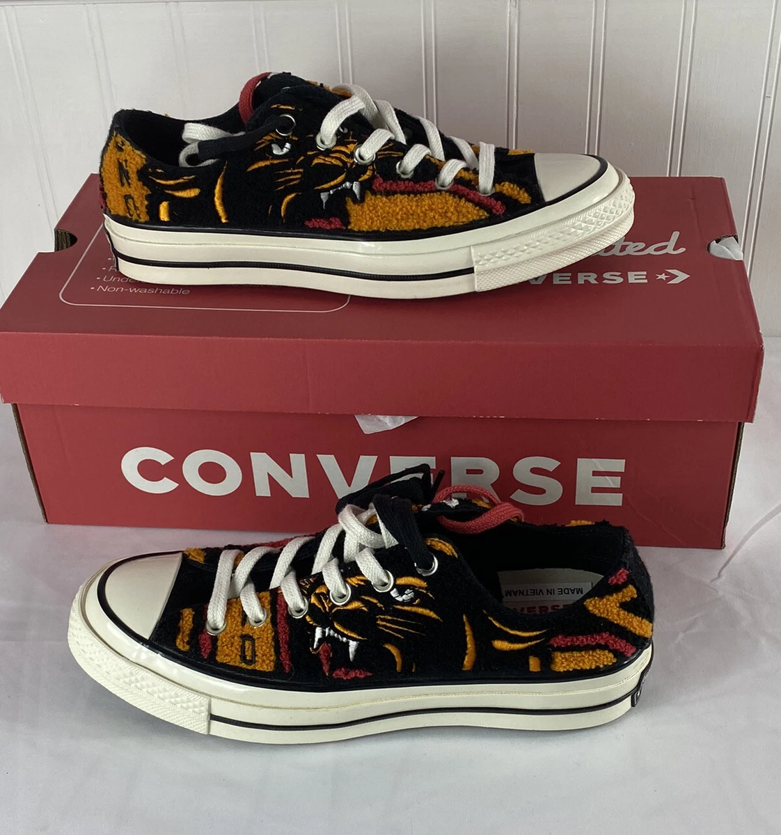 Undefeated x hotsell converse chuck 70