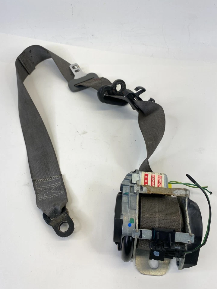 2008 Dodge Avenger Sebring Front Left Driver Seat Belt Retractor P0XS411D5AD OEM Foto 2 de 4