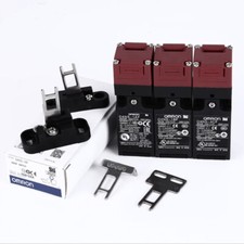 1PC NEW Omron Safety door switch limit switch D4NS-4CF