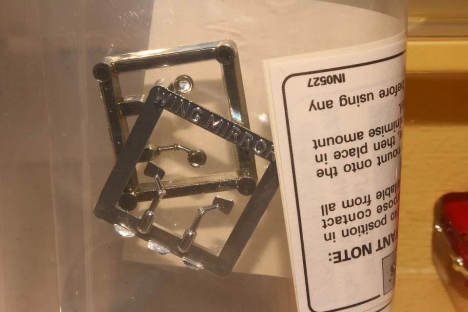 Vanguards VA2600 Hillman IMP rojo, escala 1:43 en caja Foto 3 de 4