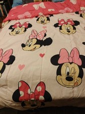 Minnie Mouse Super Cute Comforter For Twin Size Bed Reversible Looks Great!$6.25