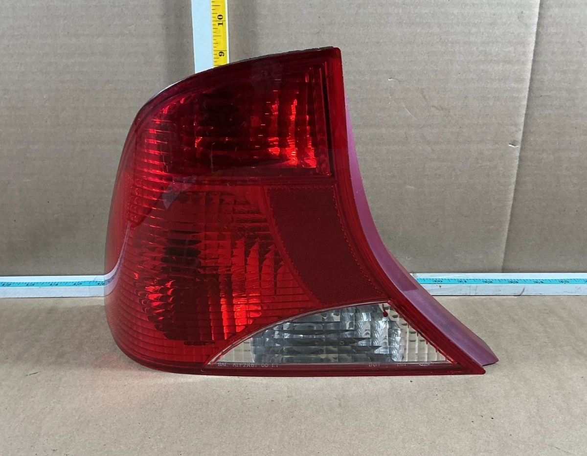 Ford Tail Light Left Driver Side Rear Brake Tail Lamp For 2005-2007 Ford Focus Sedan Ford Fusion Tail Lights